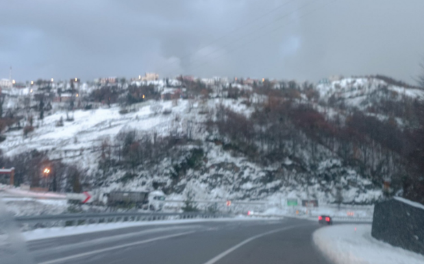 Zonguldak’ta Kar Mücadelesi: Kapanan İstanbul Yolu Yeniden Ulaşıma Açıldı 2