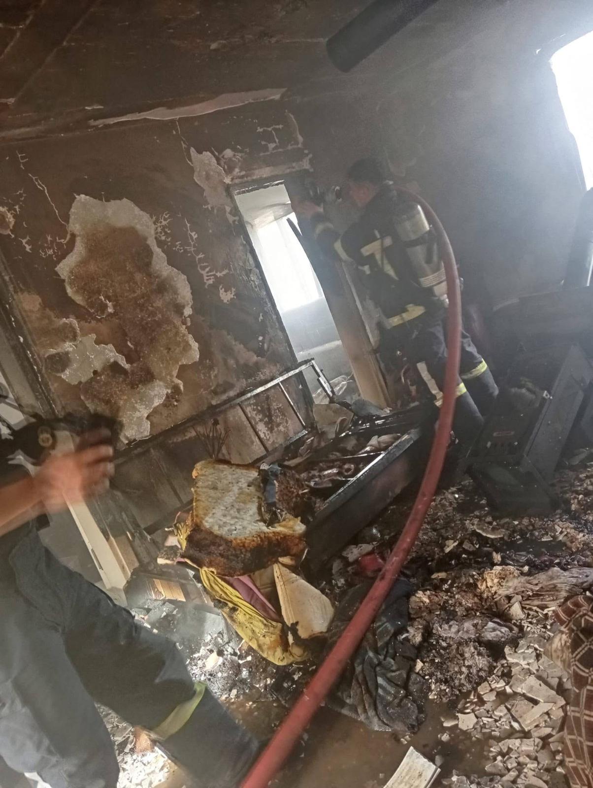 Zonguldak'ta Korkutan ev yangını; 1 kişi hastaneye kaldırıldı 3