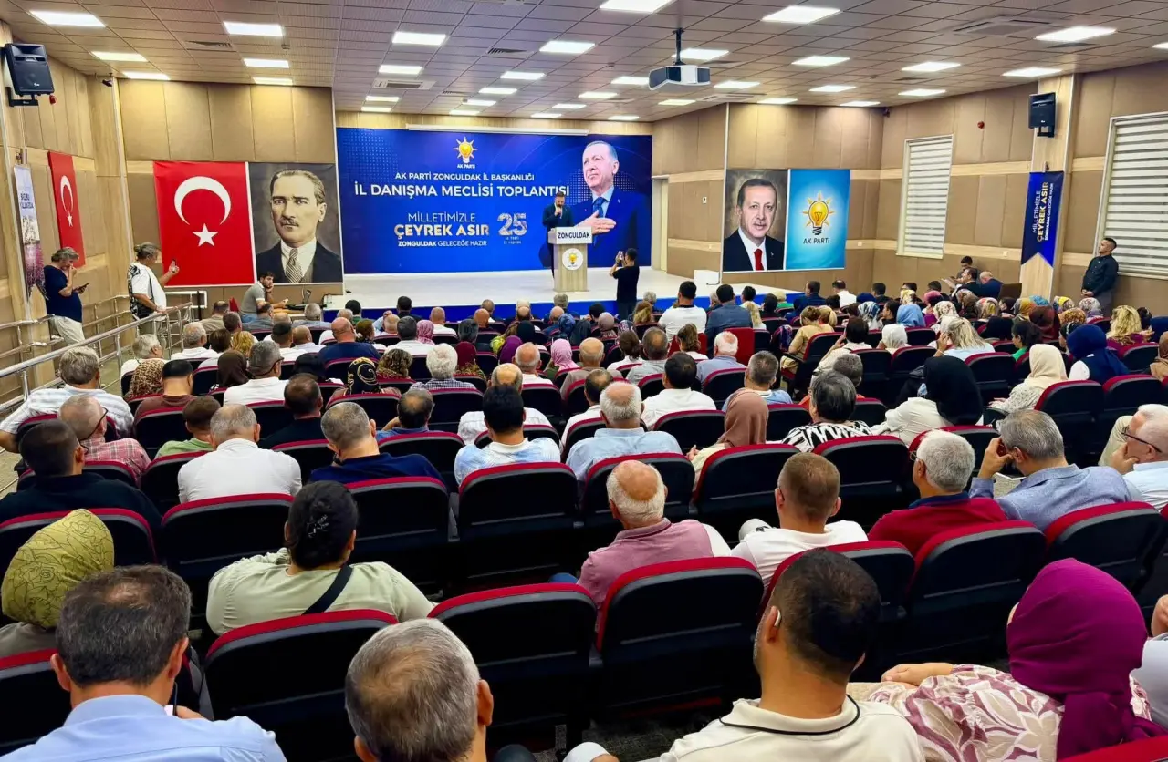 AK Parti Zonguldak’ta Çeyrek Asırlık Gövde Gösterisi: "Geleceğe Hazırız!" 11