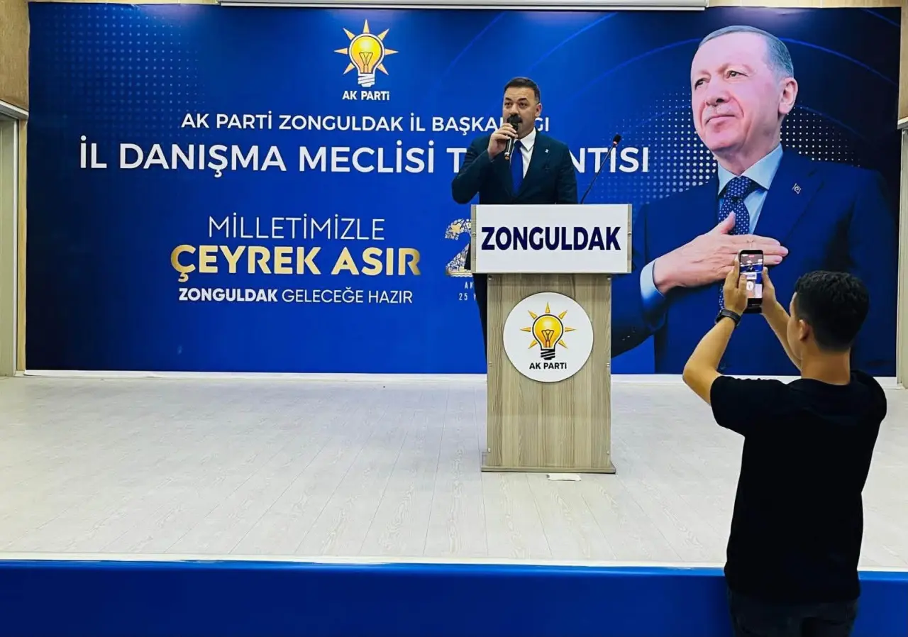 AK Parti Zonguldak’ta Çeyrek Asırlık Gövde Gösterisi: "Geleceğe Hazırız!" 13