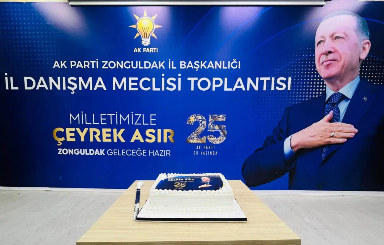 AK Parti Zonguldak’ta Çeyrek Asırlık Gövde Gösterisi: "Geleceğe Hazırız!" 6