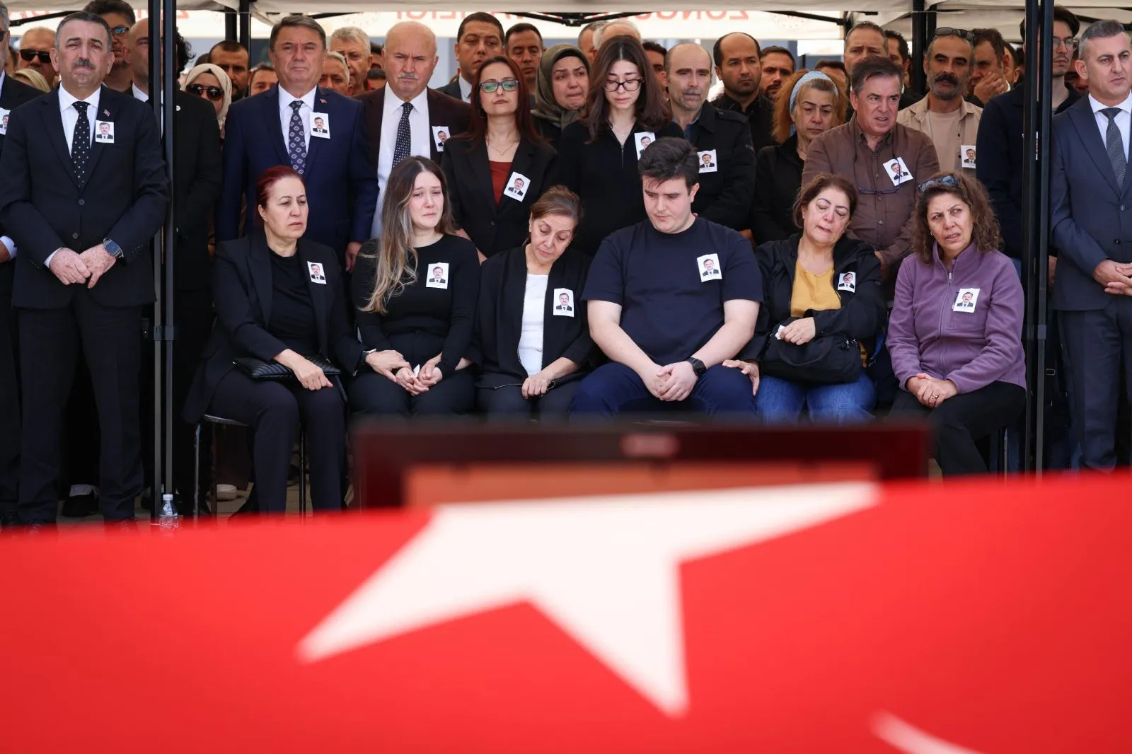 Geçirdiği rahatsızlık sonucu hayatını kaybeden Zonguldak Vali Yardımcısı Muammer Balcı için Zonguldak Valiliği önünde resmi veda töreni düzenlendi.