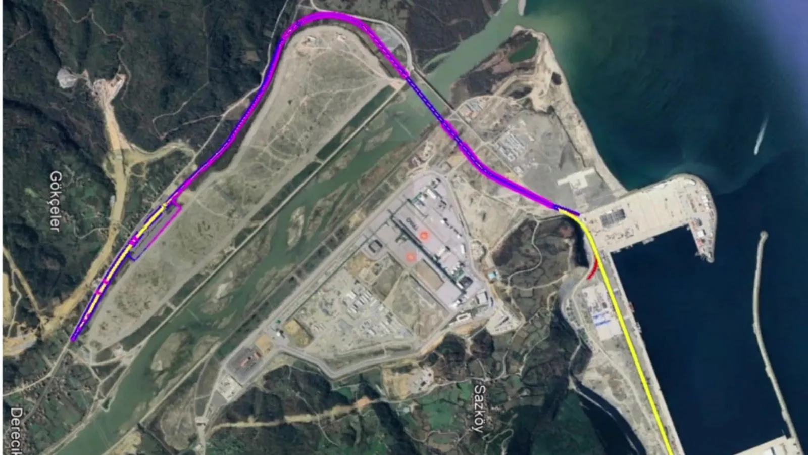 AK Parti Zonguldak Milletvekili Muammer Avcı, 7 bin 170 metre uzunluğundaki Filyos Limanı Demiryolu Bağlantı Hattı şantiyesinde incelemelerde bulundu. Avcı, yatırımın yüzde 32’sinin tamamlandığını belirterek hattın 2027 yılı sonunda hizmete alınmasının planlandığını açıkladı.
