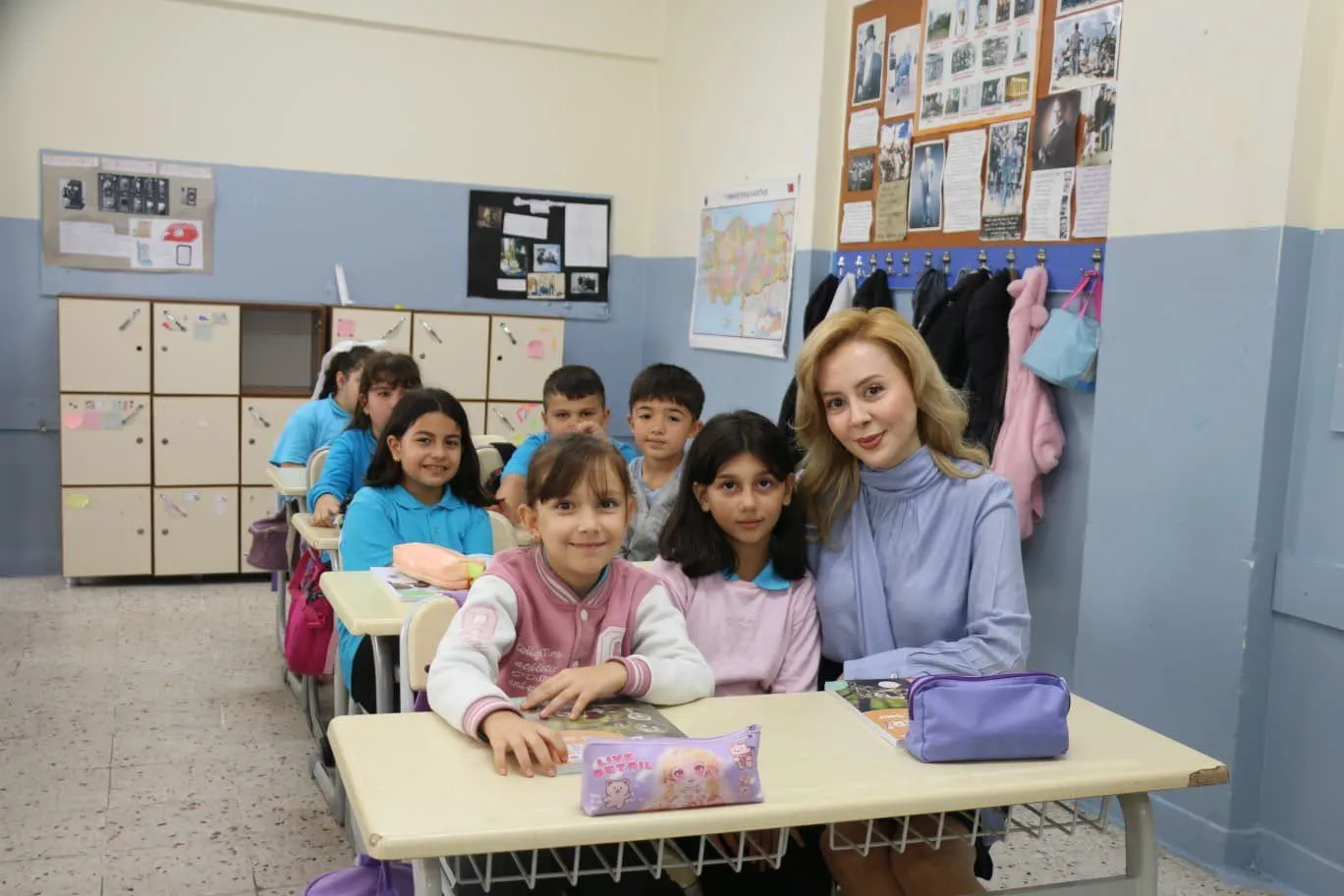 Zonguldak'ın Gökçebey ilçesinde Kaymakam Ruveyda Kahraman Şıktaş, beraberinde İlçe Milli Eğitim Şube Müdürü Naşit Yılmaz ile Atatürk İlkokulu'na giderek eğitim kalitesini artırmaya yönelik incelemelerde bulundu. Öğrenci ve öğretmenlerle bir araya gelen Şıktaş, yeni döneme dair değerlendirmeler yaptı.