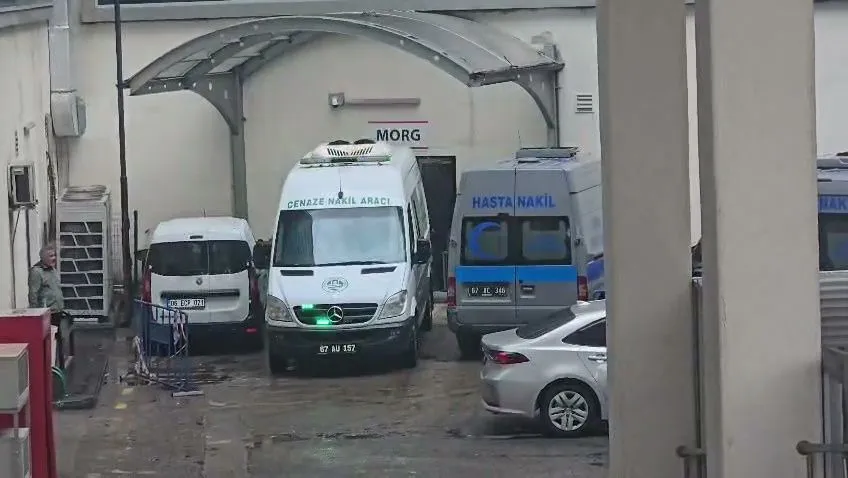 Zonguldak’ın Kilimli ilçesinde ruhsatsız işletildiği belirtilen maden ocağında meydana gelen göçükte yaralanan 51 yaşındaki Muhammet Çelik, kaldırıldığı hastanede yaşamını yitirdi.